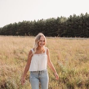 Meet your Posher, Addy